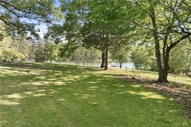 5618 Burke Lane, Gainesville, GA 30506