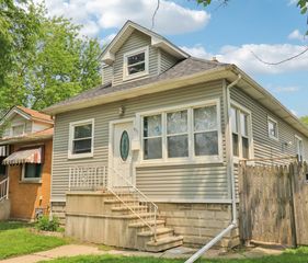 617 Hirsch Avenue, Calumet City, IL 60409