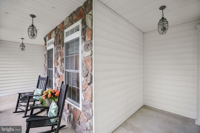 1472 MORRIS POND DR, Locust Grove, VA 22508