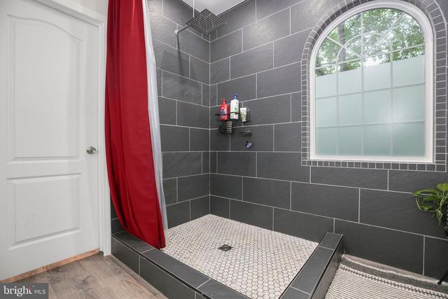 1472 MORRIS POND DR, Locust Grove, VA 22508