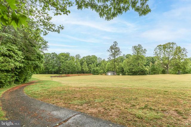 1472 MORRIS POND DR, Locust Grove, VA 22508