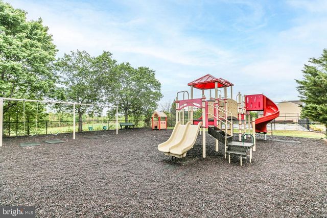 1472 MORRIS POND DR, Locust Grove, VA 22508
