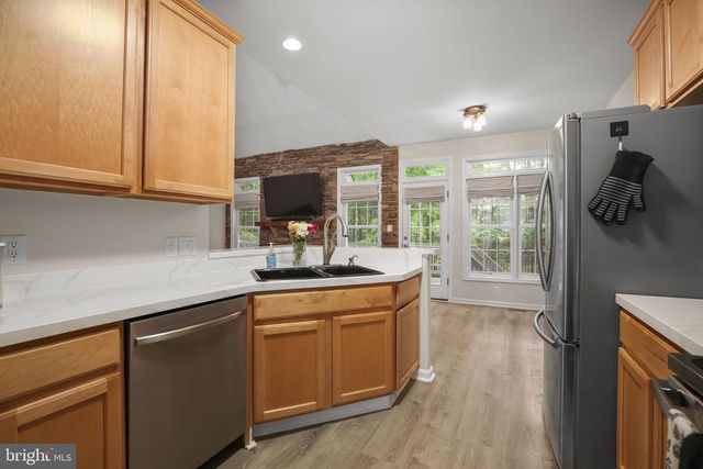 1472 MORRIS POND DR, Locust Grove, VA 22508