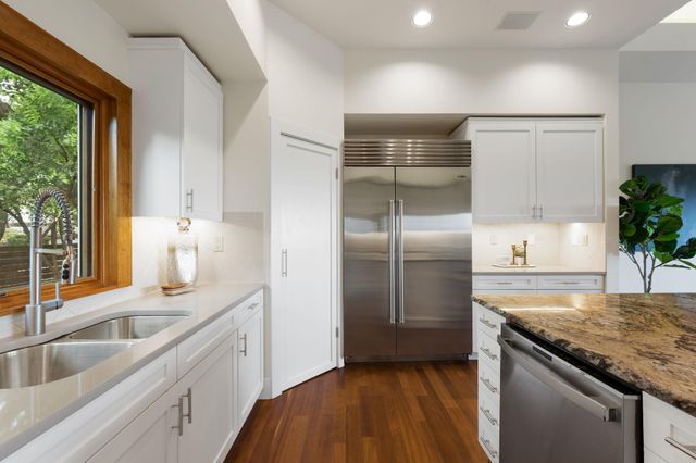 3 Brett CV, Austin, TX 78746