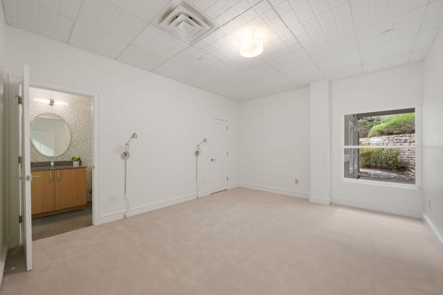 3 Brett CV, Austin, TX 78746