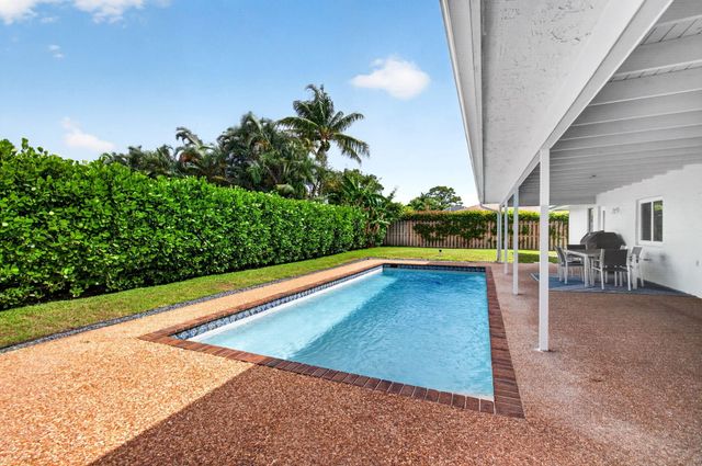 17773 Maplewood Drive, Boca Raton, FL 33487