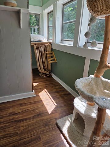408 McCoy Cove Road, Black Mountain, NC 28711