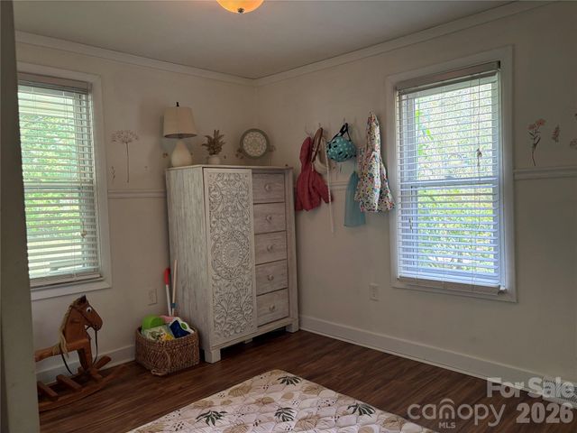 408 McCoy Cove Road, Black Mountain, NC 28711