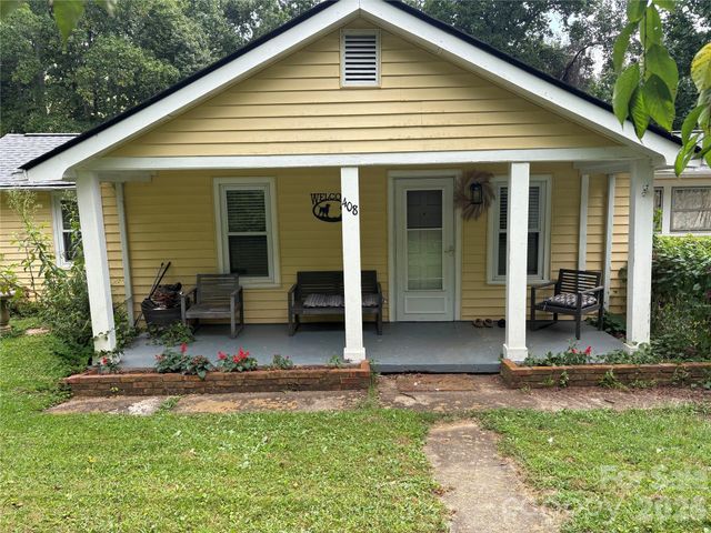 408 McCoy Cove Road, Black Mountain, NC 28711