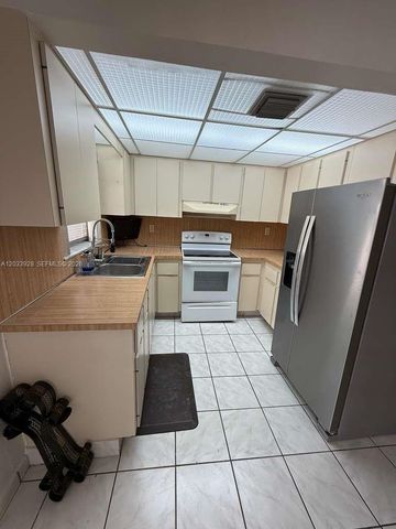 1140 SW 9th St 2, Miami, FL 33130