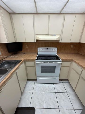 1140 SW 9th St 2, Miami, FL 33130