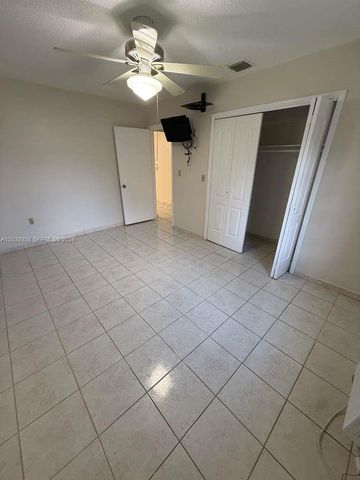 1140 SW 9th St 2, Miami, FL 33130