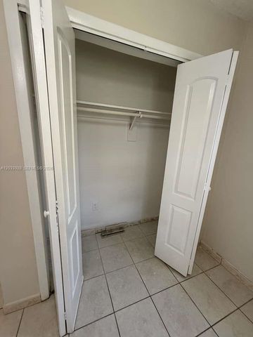 1140 SW 9th St 2, Miami, FL 33130