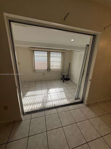 1140 SW 9th St 2, Miami, FL 33130