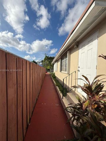 1140 SW 9th St 2, Miami, FL 33130