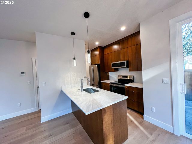 6902 Se Brooklyn St, Portland, OR 97206