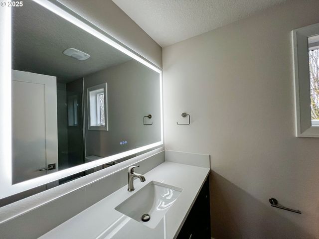 6902 Se Brooklyn St, Portland, OR 97206