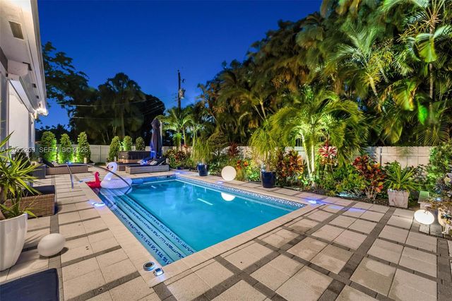 105 NE 28th Court, Wilton Manors, FL 33334
