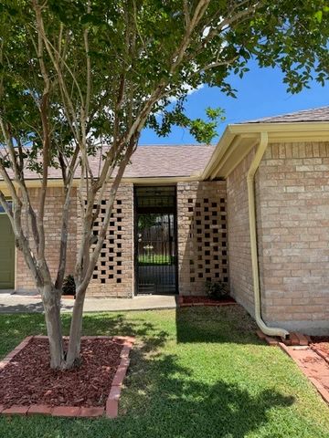 4202 Wolf Creek Dr, Corpus Christi, TX 78413