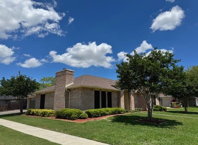 4202 Wolf Creek Dr, Corpus Christi, TX 78413