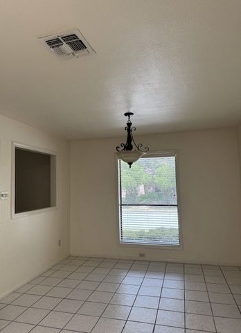 4202 Wolf Creek Dr, Corpus Christi, TX 78413
