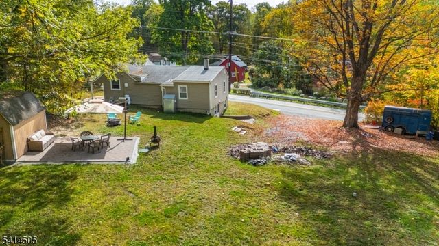 25 Lake Pochung Rd, Vernon Twp., NJ 07461