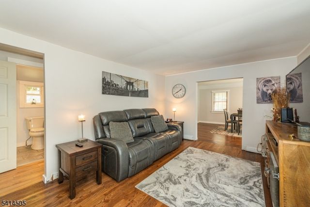 25 Lake Pochung Rd, Vernon Twp., NJ 07461