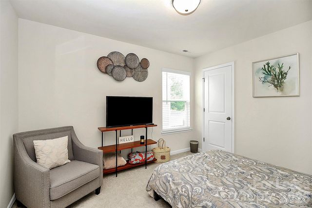 225 Kingston Drive, Mount Holly, NC 28120