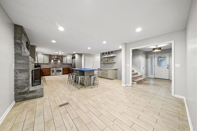 3617 NW Blue Jacket Drive, Lee's Summit, MO 64064