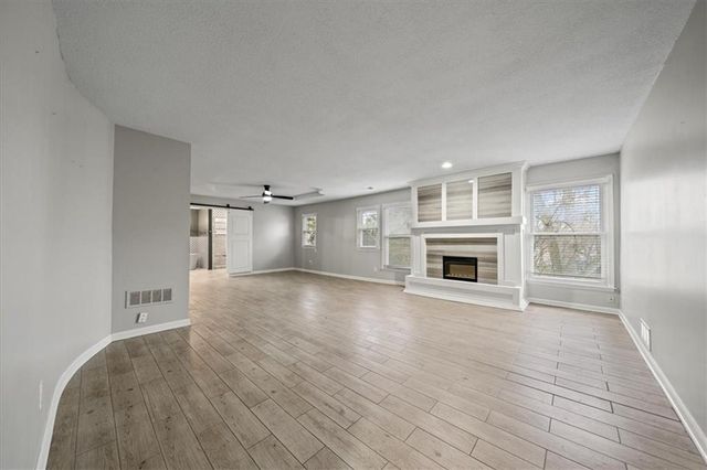 3617 NW Blue Jacket Drive, Lee's Summit, MO 64064