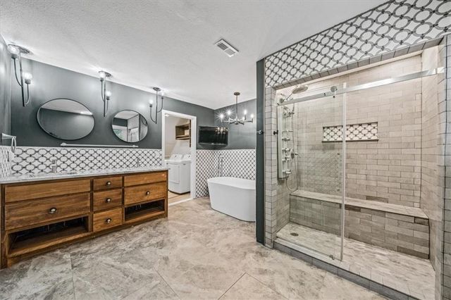 3617 NW Blue Jacket Drive, Lee's Summit, MO 64064