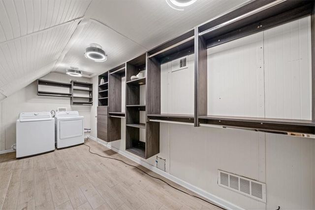 3617 NW Blue Jacket Drive, Lee's Summit, MO 64064