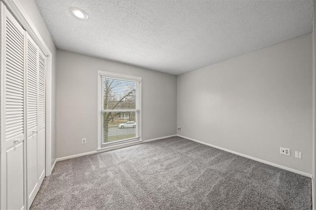 3617 NW Blue Jacket Drive, Lee's Summit, MO 64064