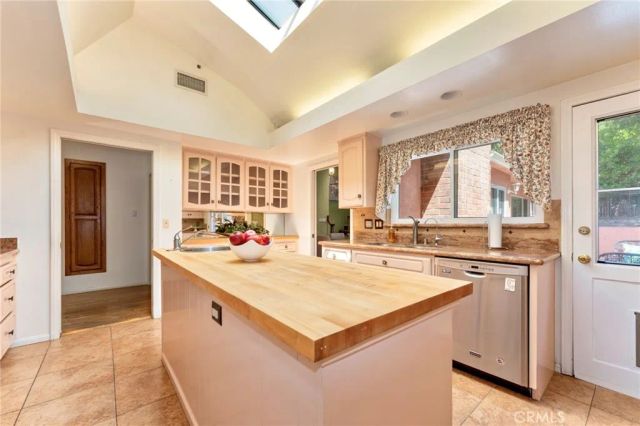743 E Grandview, Sierra Madre, CA 91024