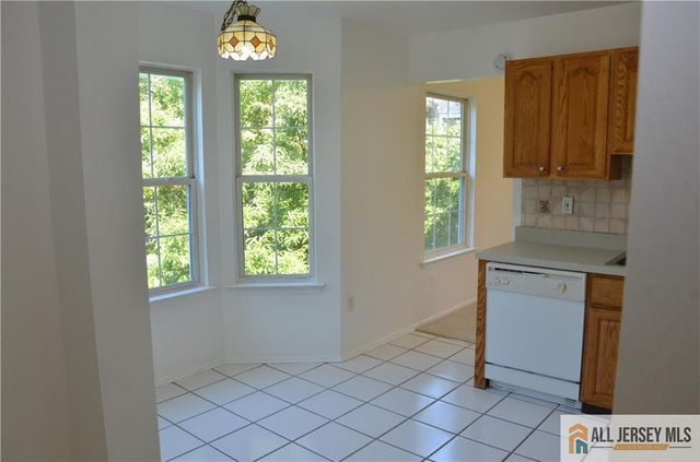 1704 Cypress Lane 4, East Brunswick, NJ 08816