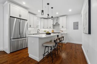 73 Romsey St 1, Boston, MA 02125