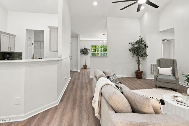 2572 Chadwick Place, Durham, NC 27704