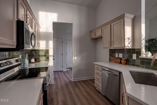 2572 Chadwick Place, Durham, NC 27704