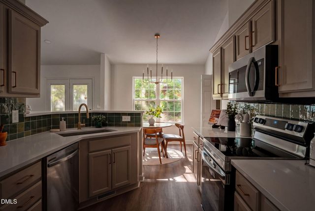 2572 Chadwick Place, Durham, NC 27704