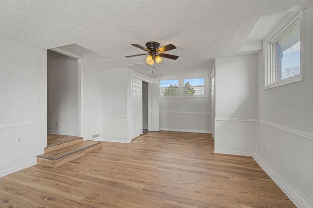 206 Blue Ribbon Pkwy, Shelbyville, TN 37160