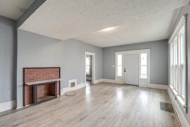 821 19th Street NW, Canton, OH 44709