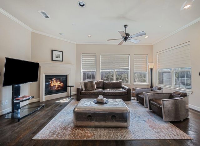 5001 Meridian Lane 2103, Addison, TX 75001