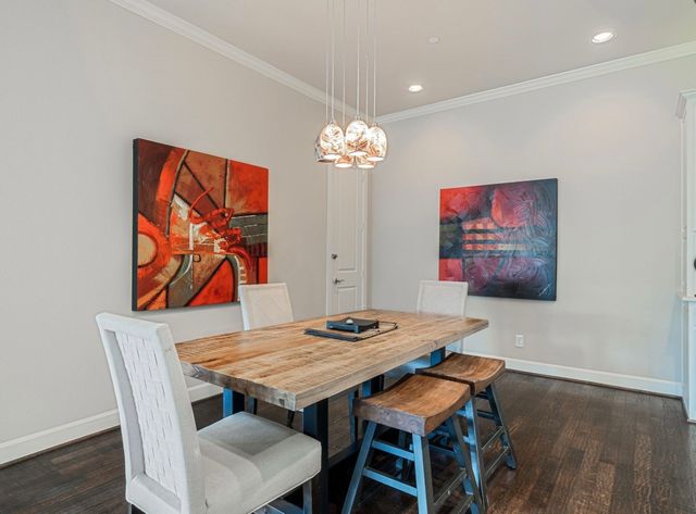 5001 Meridian Lane 2103, Addison, TX 75001