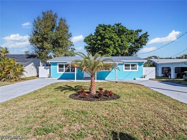 12511 Davis BLVD, Fort Myers, FL 33905