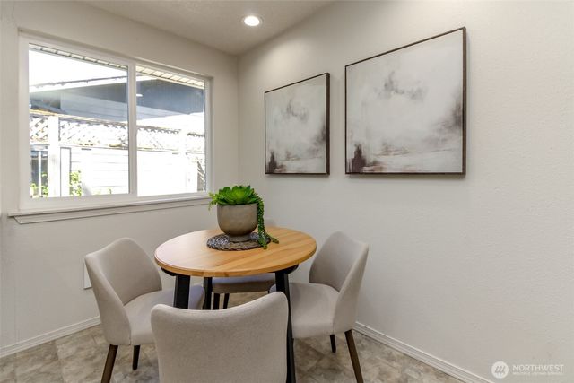 11427 SE 225th Street, Kent, WA 98031