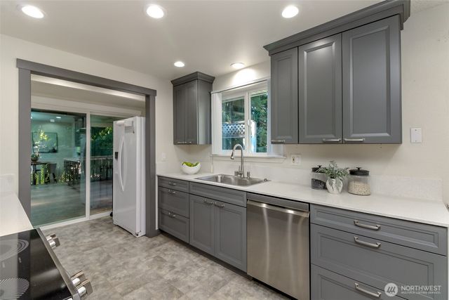 11427 SE 225th Street, Kent, WA 98031