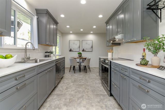 11427 SE 225th Street, Kent, WA 98031