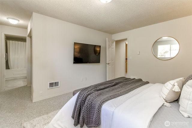 11427 SE 225th Street, Kent, WA 98031