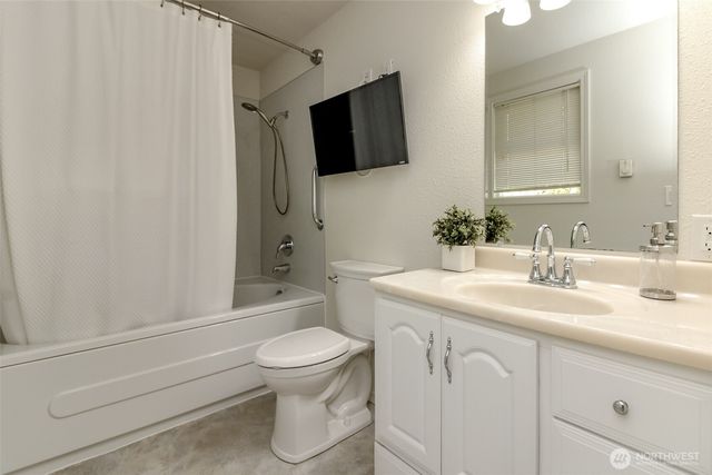 11427 SE 225th Street, Kent, WA 98031