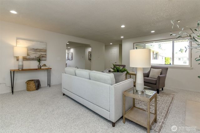 11427 SE 225th Street, Kent, WA 98031